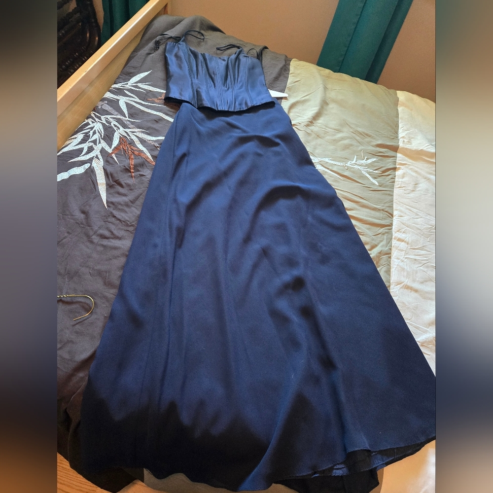 Elegant Strapless Navy Dress